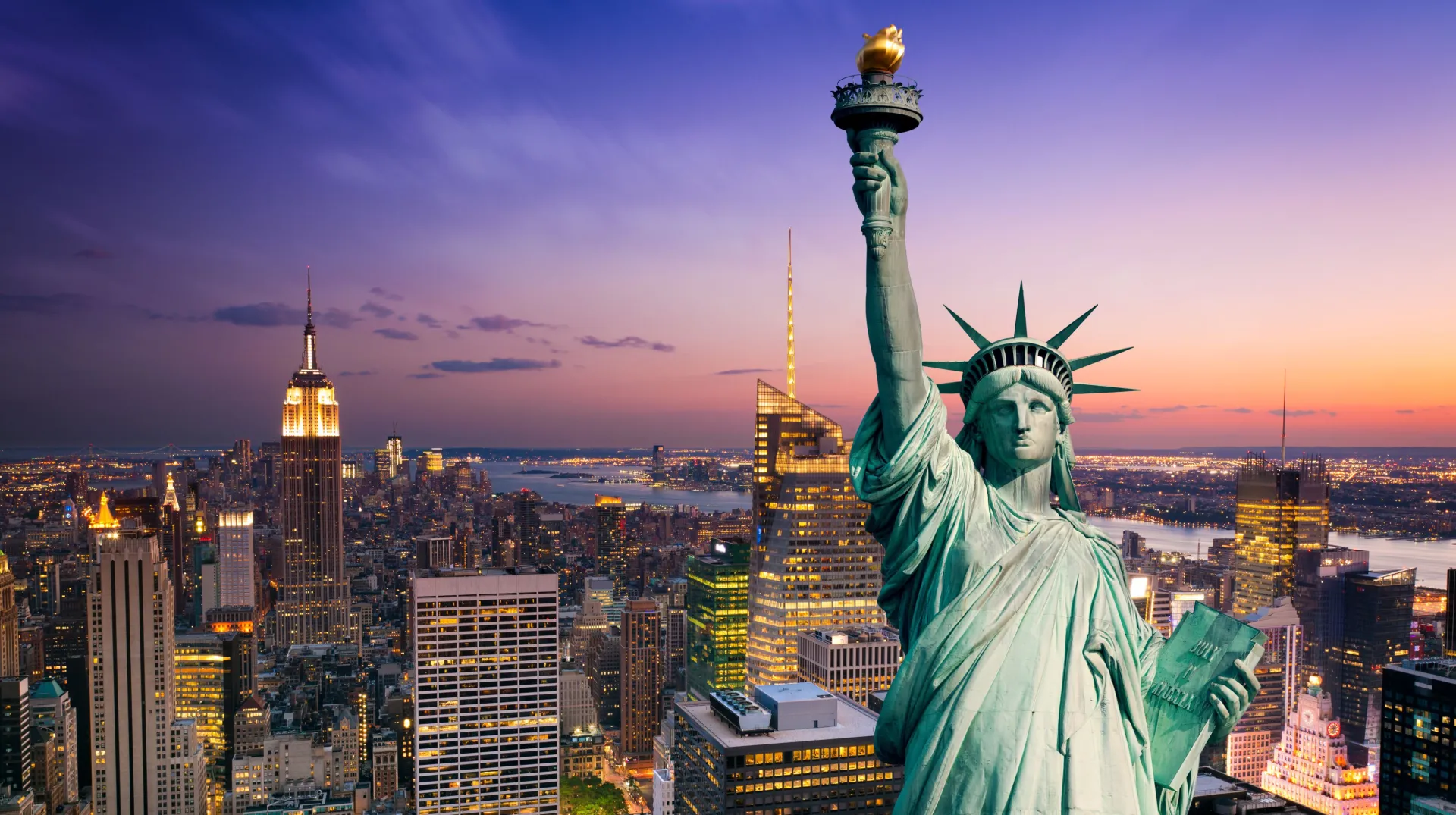 El perfil de Nueva York visto desde el agua, donde est&aacute; nuestra oficina SEO del Financial District